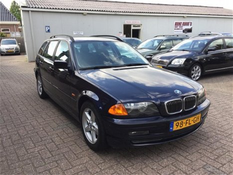 BMW 3-serie Touring - 320i Executive Automaat/Nette/Youngtimer - 1