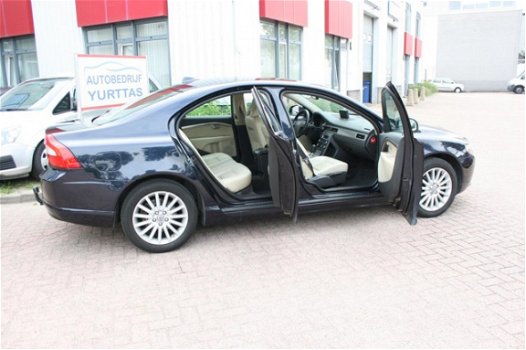 Volvo S80 - 2.5 T Momentum ZEER GOED - 1