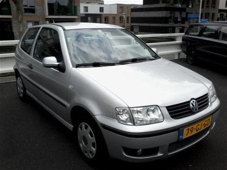 Volkswagen Polo - 1.4 Comfortline - 1