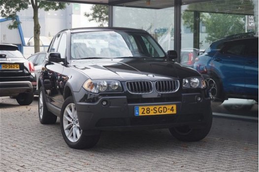 BMW X3 - 2.5i 4X4 / TREKHAAK / PDC / CRUISE - 1