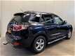 Hyundai Santa Fe - 2.7i V6 Style NAVI-LEDER-LMV-ECC-PDC-TREKHAAK End Of Year Sale - 1 - Thumbnail