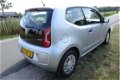 Volkswagen Up! - 1.0 take up BlueMotion dealer onderhouden Zeer nette wagen - 1 - Thumbnail