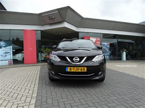 Nissan Qashqai - 1.2 Premier Edition | NAVI | 360 º CAMERA | PANORAMA - 1