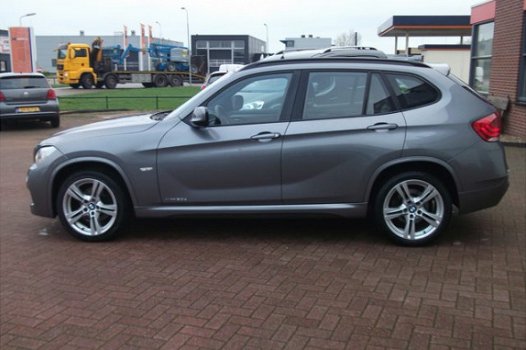 BMW X1 - 2.0d xDrive M PAKKET - 1