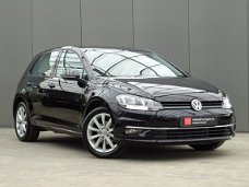 Volkswagen Golf - 1.0 TSI Trendline * LM * ECC