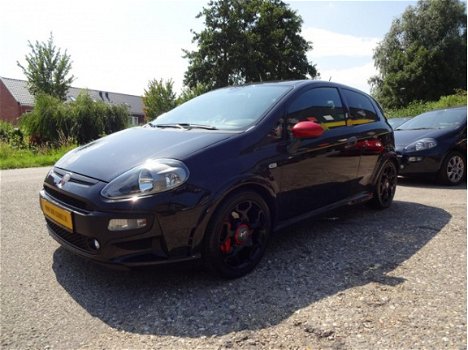 Fiat Punto Evo - 1.4 Abarth 163 pk / Leder / Rijklaarprijs / Profiteer nu van onze najaarsactie - 1