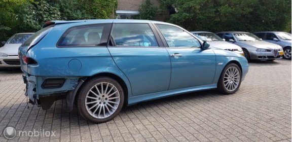 Alfa Romeo 156 Sportwagon - - 2.5-24V V6 Q-SYSTEM DIST. RIJDBARE A. SCHADE - 1