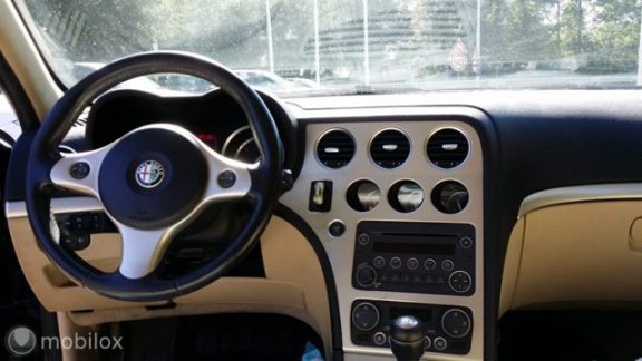 Alfa Romeo 159 - - 1.9 JTD DISTINCTIVE 150PK ZWART - 1