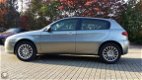 Alfa Romeo 147 - - 1.6 T.SPARK GRIGIO STROMBOLI MET APK - 1 - Thumbnail