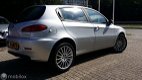 Alfa Romeo 147 - - 1.9 JTD ALLE OPTIES/ TOP AUTO - 1 - Thumbnail
