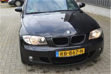 BMW 1-serie - 118i M-SPORT