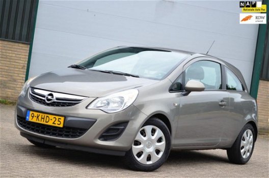 Opel Corsa - 1.2-16V Color Edition / Airco / Cruise / Nette auto - 1