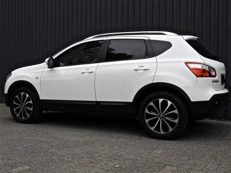 Nissan Qashqai - 2.0i Panorama, Navi, 