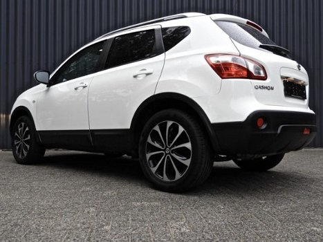 Nissan Qashqai - 2.0i Panorama, Navi, 