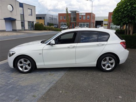 BMW 1-serie - 116i Business Sport 5 Deurs Navigatie - 1