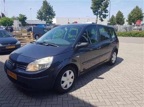 Renault Scénic - GRAND 2.0 16V 7 Pers - 1