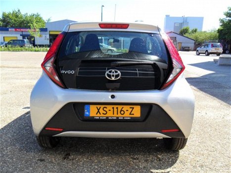 Toyota Aygo - 1.0 VVT-i x-fun Bluetooth, Cruisecontrol, Airco - 1