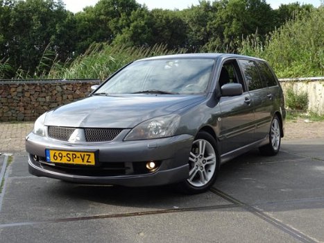 Mitsubishi Lancer Station Wagon - 2.0 Intense | Airco | Sport uitvoering - 1