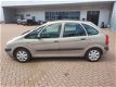 Citroën Xsara Picasso - 1.6i Différence Airco, Panorama dak, Elektrische raam/spiegel bediening - 1 - Thumbnail