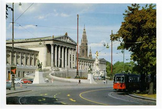 D077 Wenen Wien Vienna Parlement met Tram Oostenrijk - 1