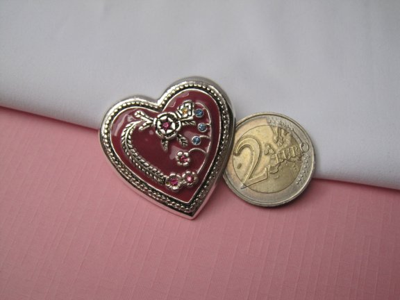 Broche zilverkleurig hart model met roze emaille en kristal rijnsteentjes 3.7x3.7 cm. - Afbeelding 6