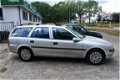 Opel Vectra Wagon - 1.6i-16V GL airco nw apk 26-8-2020 - 1 - Thumbnail