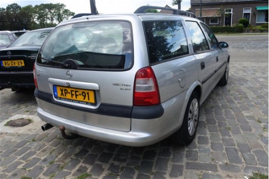 Opel Vectra Wagon - 1.6i-16V GL airco nw apk 26-8-2020 - 1