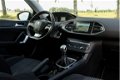 Peugeot 308 SW - 1.6 120pk BlueHDI Blue Lease Limited Panoramadak/ Full map navigatie/ Climate contr - 1 - Thumbnail