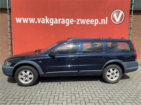 Volvo V70 Cross Country - 2.4 T 200PK | Half-Leder | Trekhaak | Youngtimer - 1