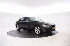 BMW 3-serie - 318d High Executive Navigatie, Airco/ecc, Stoelverwarming
