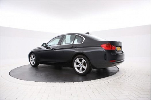 BMW 3-serie - 318d High Executive Navigatie, Airco/ecc, Stoelverwarming - 1