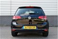 Volkswagen Golf - 1.2 TSI Highline RIJKLAAR PRIJS-GARANTIE Navigatie Leder/Stof Sport Interieur - 1 - Thumbnail