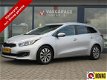 Kia Cee'd - 1.6 GDI DynamicLine, Automaat / Camera / Navigatie / Climate Control / Bluetooth - 1 - Thumbnail