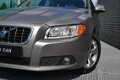 Volvo V70 - 2.5T 147KW AUT Momentum / Xenon / BLIS / Leder / Park assist - 1 - Thumbnail