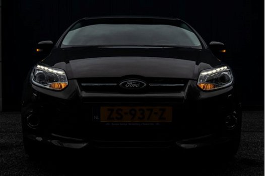 Ford Focus - 1.6 EcoB. 180PK Titanium 1500KG TREKKEN #NAV #SONY #XENON #17INCH 1e eign. Dealeronderh - 1