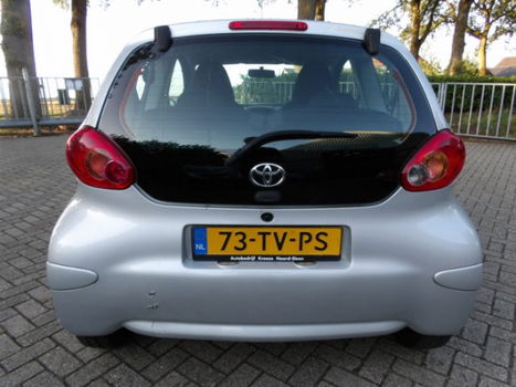 Toyota Aygo - 1.0-12V + Centraal - 1