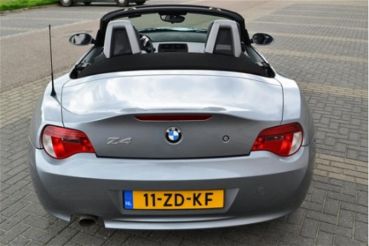 BMW Z4 Roadster - 2.0i Anniversary - 1