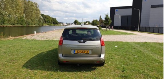 Peugeot 5008 - 1.6 THP ST 7p - 1