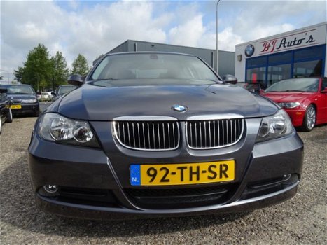 BMW 3-serie - 318i zeer nette en strakke bmw - 1