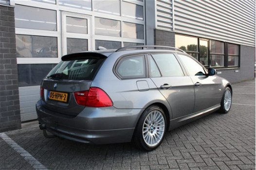 BMW 3-serie Touring - 318i Business Line Navigatie N.A.P. Topstaat - 1