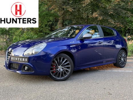 Alfa Romeo Giulietta - 1.4 T 170pk Automaat Exclusive QV-line /Leer /18inch - 1