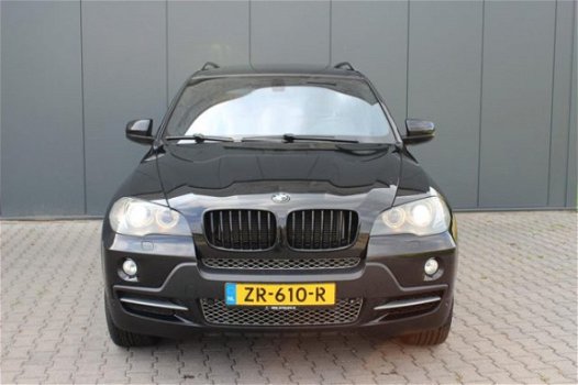 BMW X5 - 4.8i High Executive | Pano / Navi / Head-Up / 20 INCH - 1