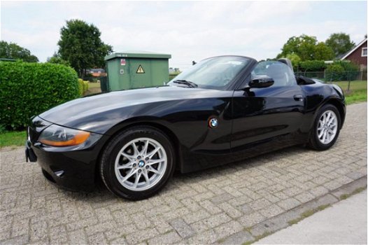 BMW Z4 Roadster - 2.2i - 1