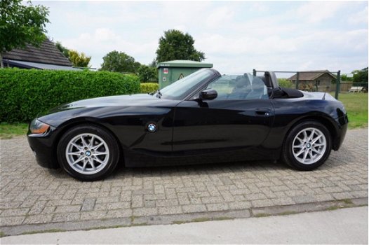 BMW Z4 Roadster - 2.2i - 1