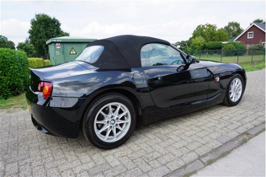 BMW Z4 Roadster - 2.2i - 1