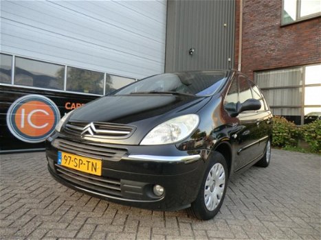 Citroën Xsara Picasso - 1.6i-16V Caractère airco trekhaak nette auto - 1