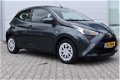 Toyota Aygo - 1.0 VVT-i x-play 2019 GROOT SCHUIFDAK electrisch bedienbaar canvas dak - 1 - Thumbnail