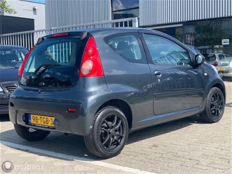 Peugeot 107 - 1.4 HDI // Grote kofferbak // Nieuwe apk bij aflv - 1