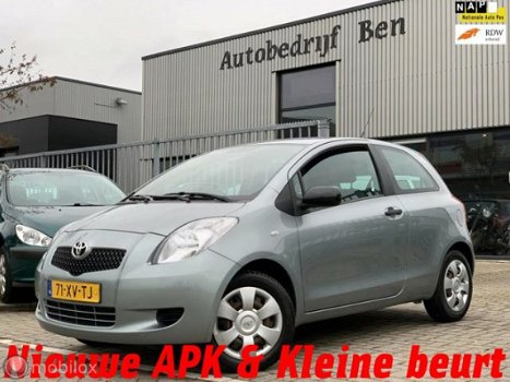 Toyota Yaris - - 1.0 VVTi // trekhaak // goed onderhouden - 1