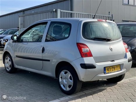 Renault Twingo - - 1.2 Authentique // Nieuwe apk bij aflv - 1